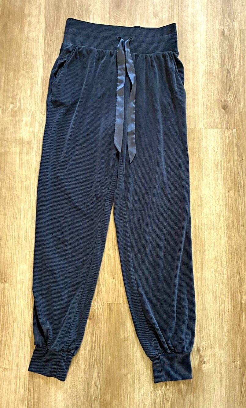 Victoria's Secret Women’s Black/Gray Ribbed Jogger Pants XS